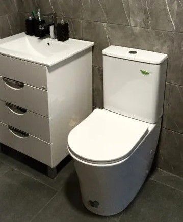 Унитаз напольный CeruttiSPA ADIGE  CT 7836 Горизонтальный Выпуск Безободковый